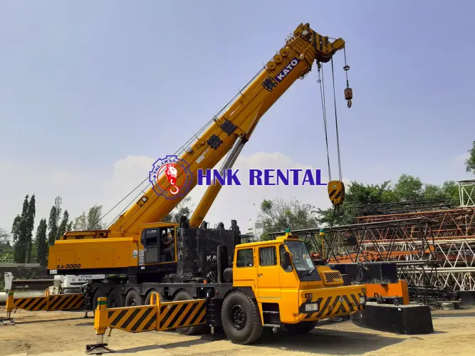 Sewa Telescopic Truck Crane  perak utara surabaya